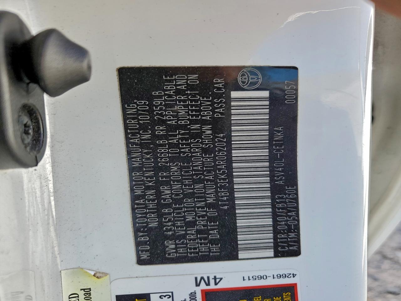 2010 TOYOTA CAMRY BASE photo 12