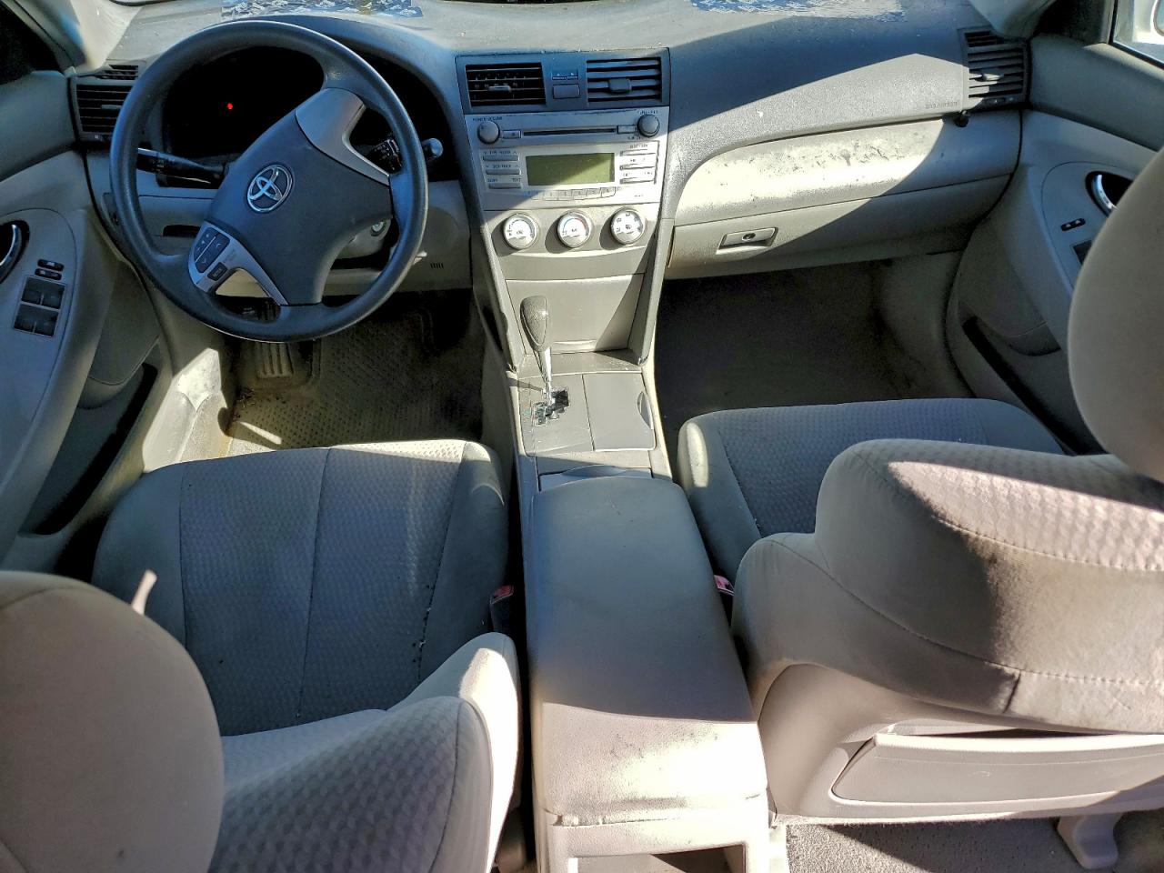 2010 TOYOTA CAMRY BASE photo 8
