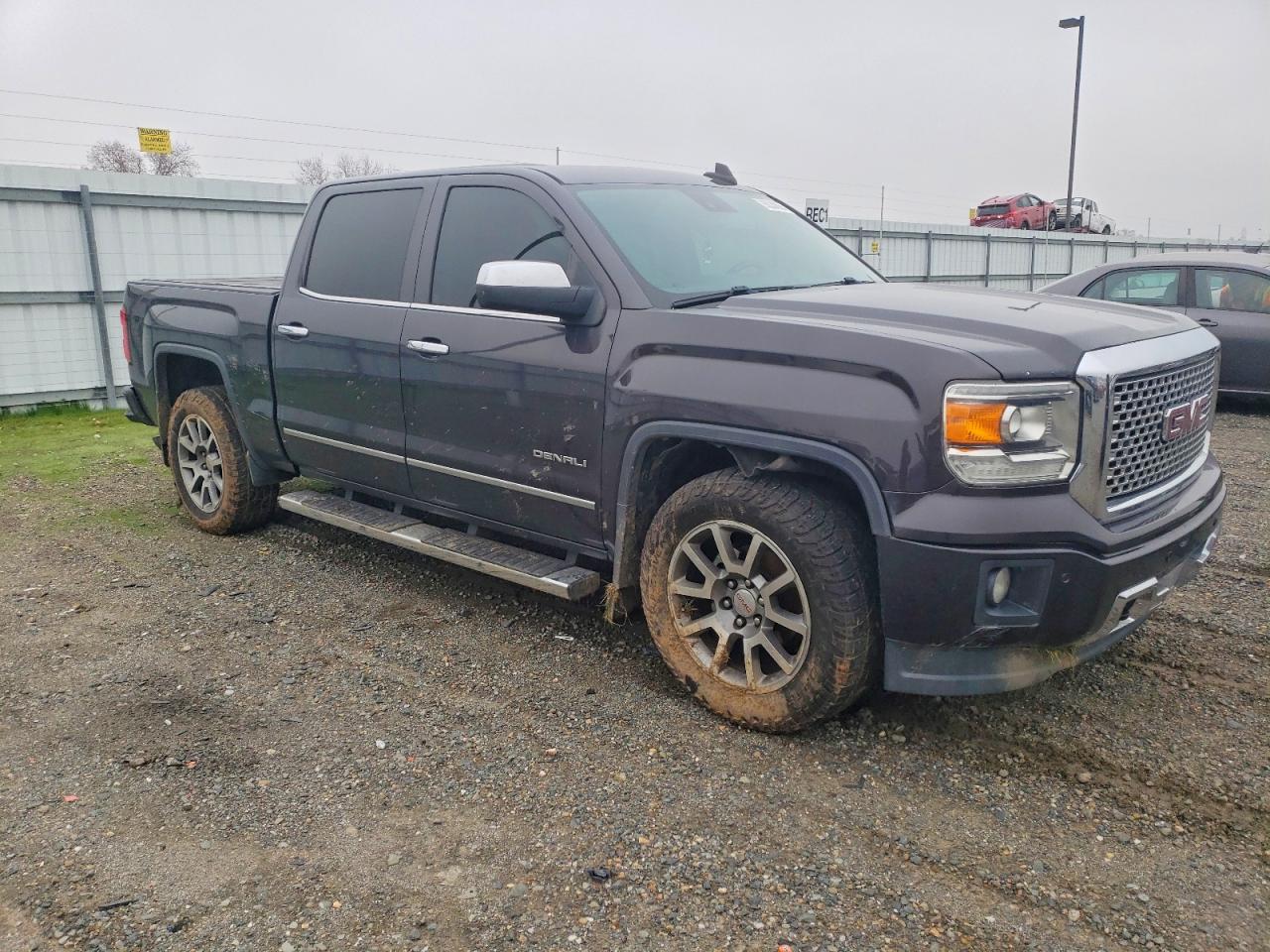 2015 GMC SIERRA K1500 DENALI photo 4