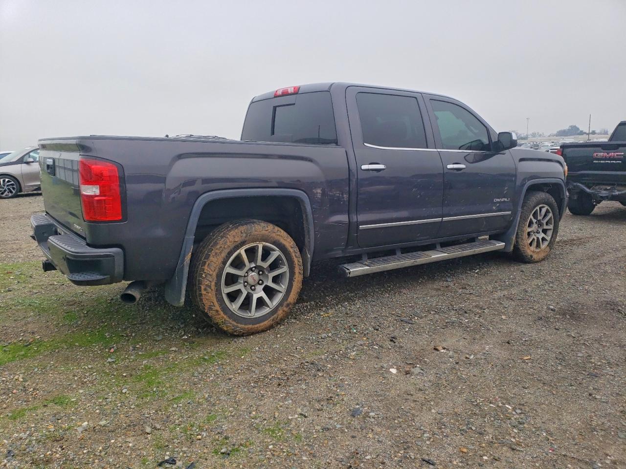 2015 GMC SIERRA K1500 DENALI photo 3