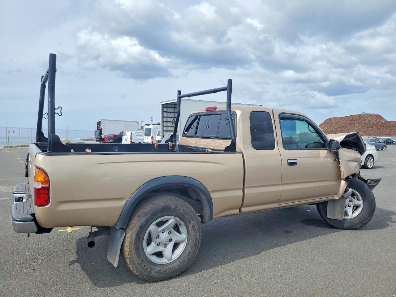 2000 TOYOTA TACOMA XTRACAB PRERUNNER photo 3