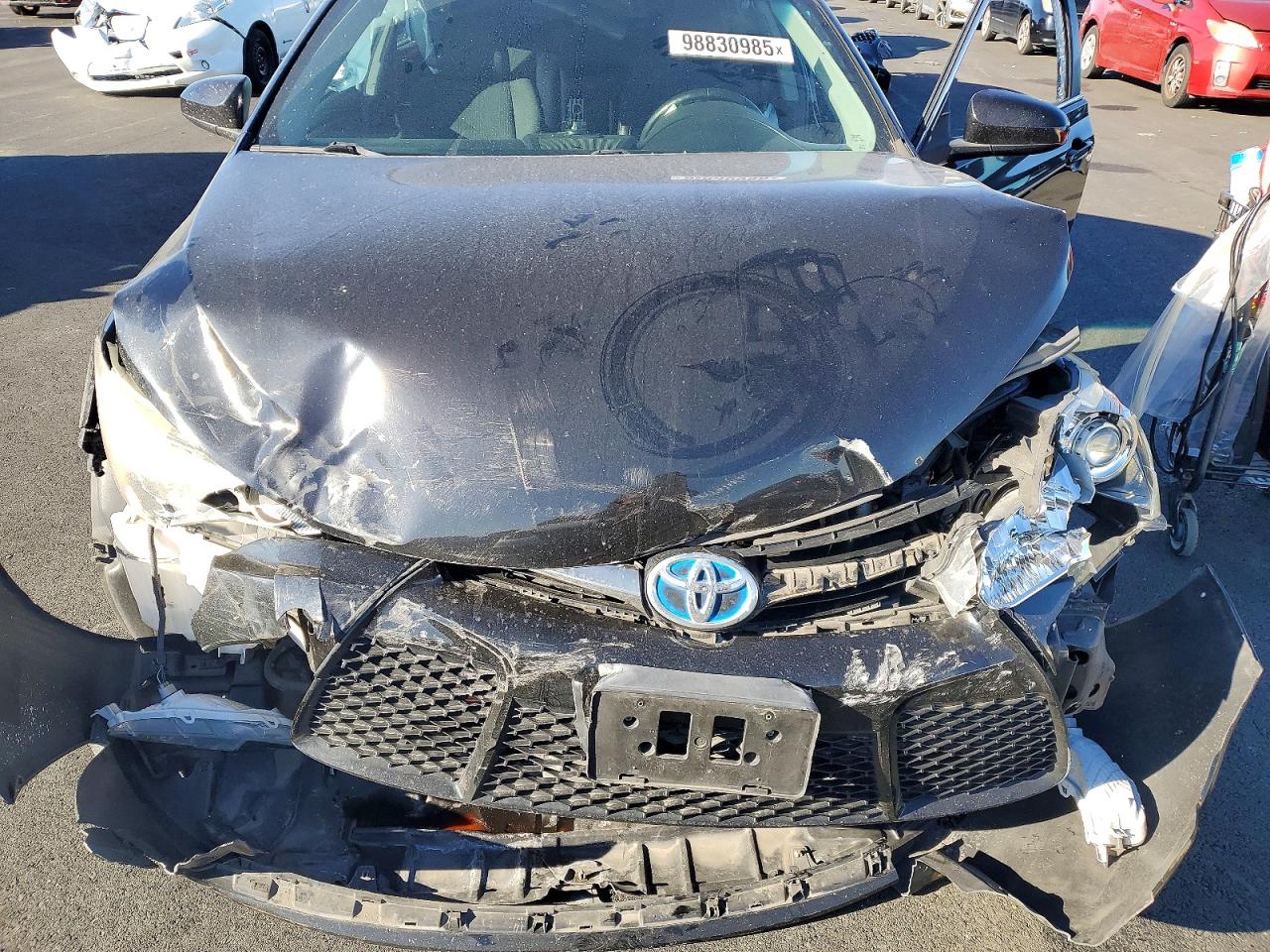 2016 TOYOTA CAMRY HYBRID photo 11