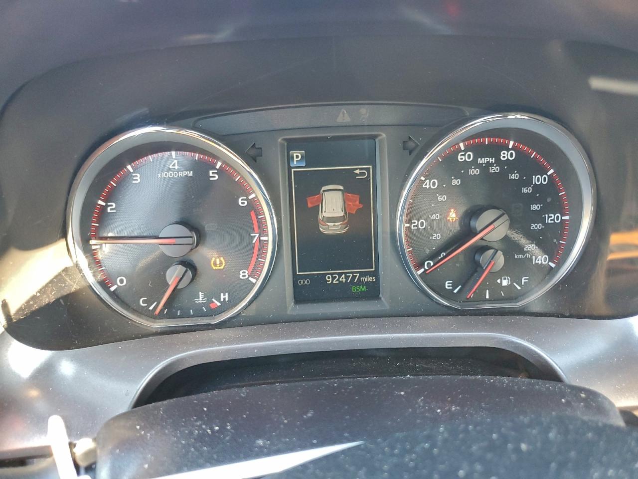 2016 TOYOTA RAV4 SE photo 9