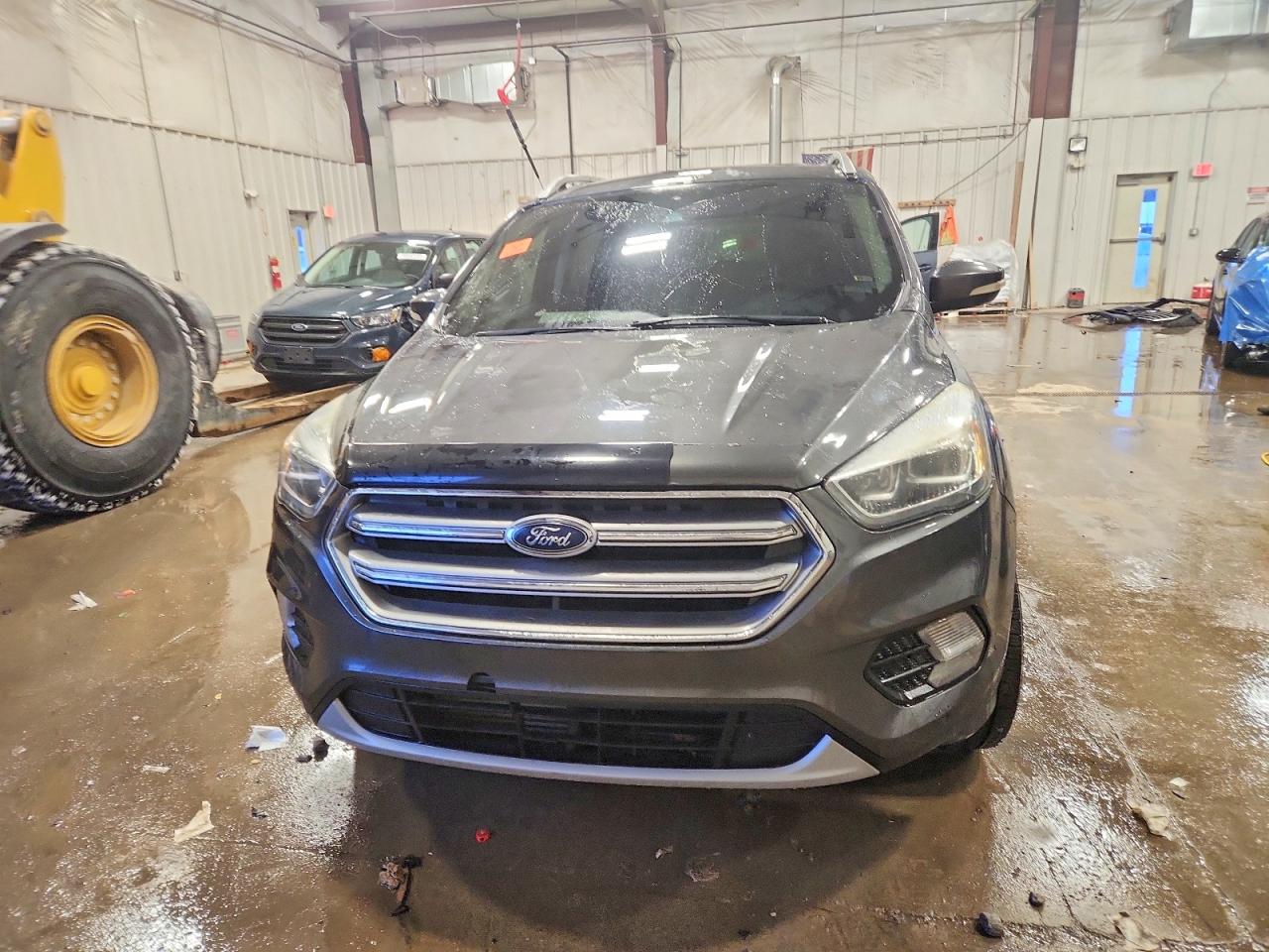 2017 FORD ESCAPE TITANIUM photo 5