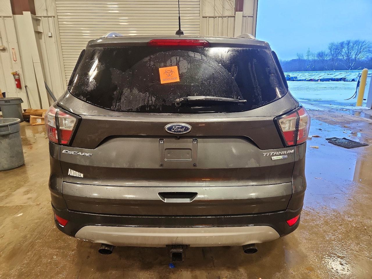 2017 FORD ESCAPE TITANIUM photo 6