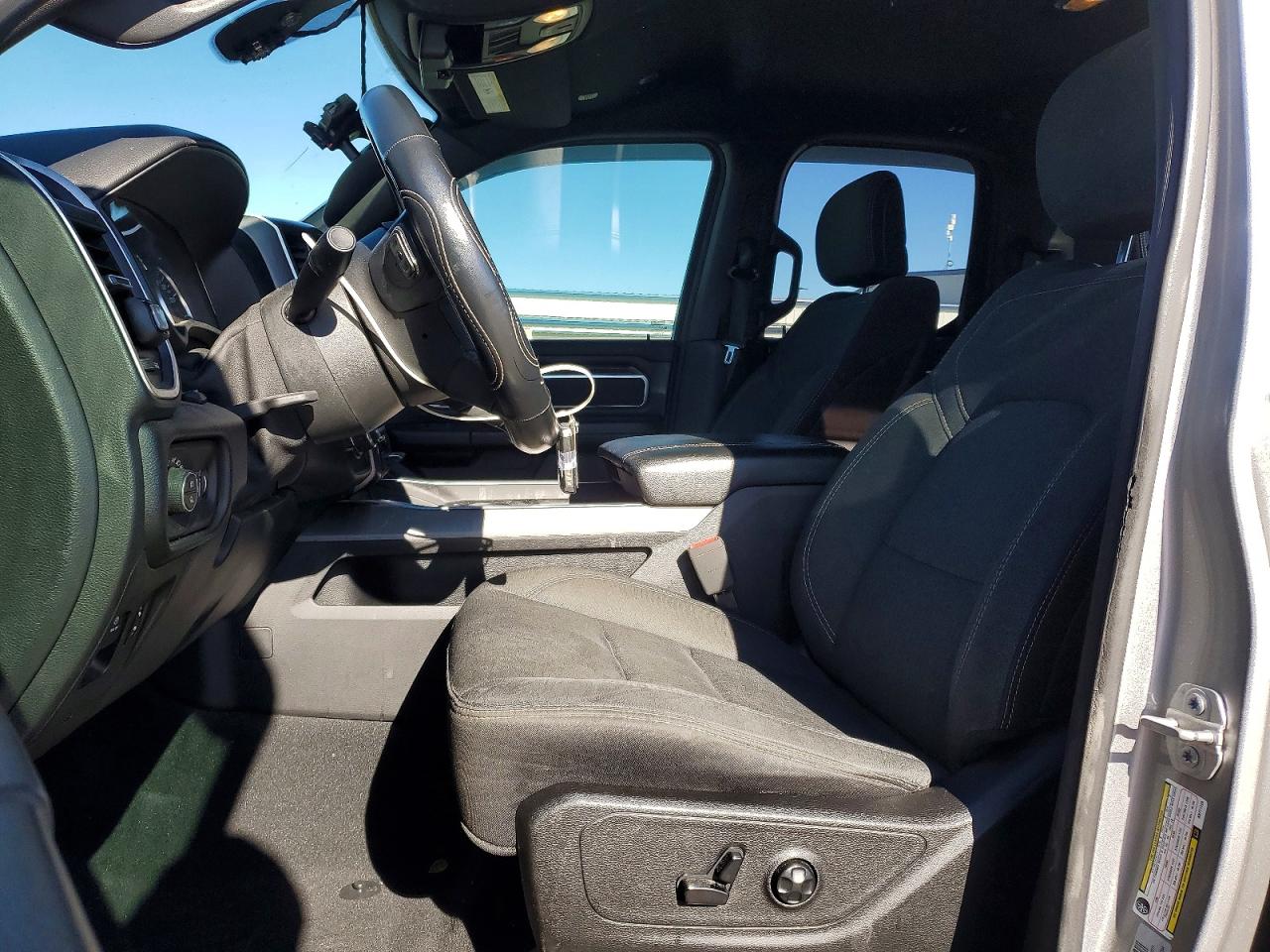 2019 RAM 1500 BIG HORN/LONE STAR photo 7