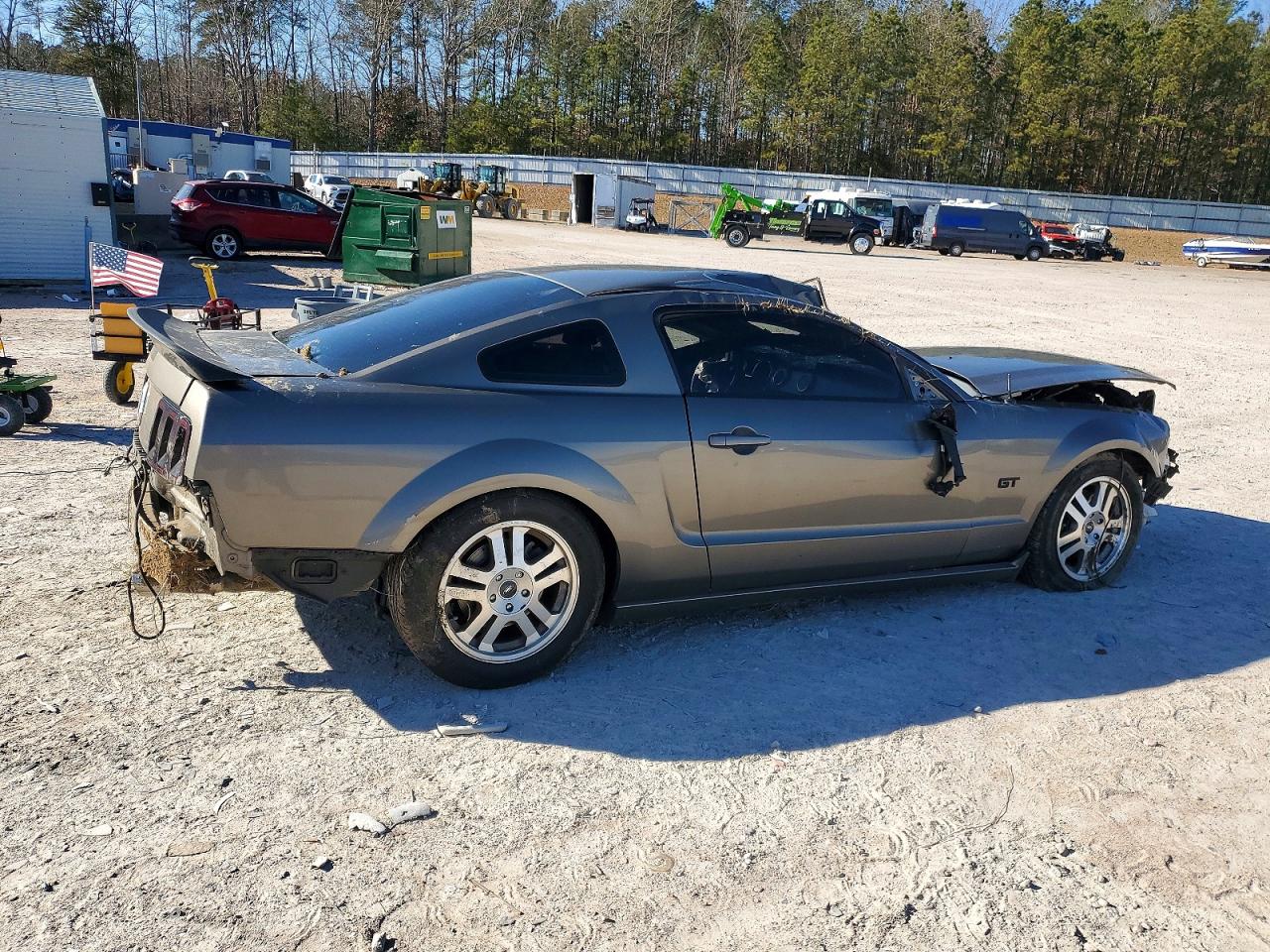 2005 FORD MUSTANG GT photo 3