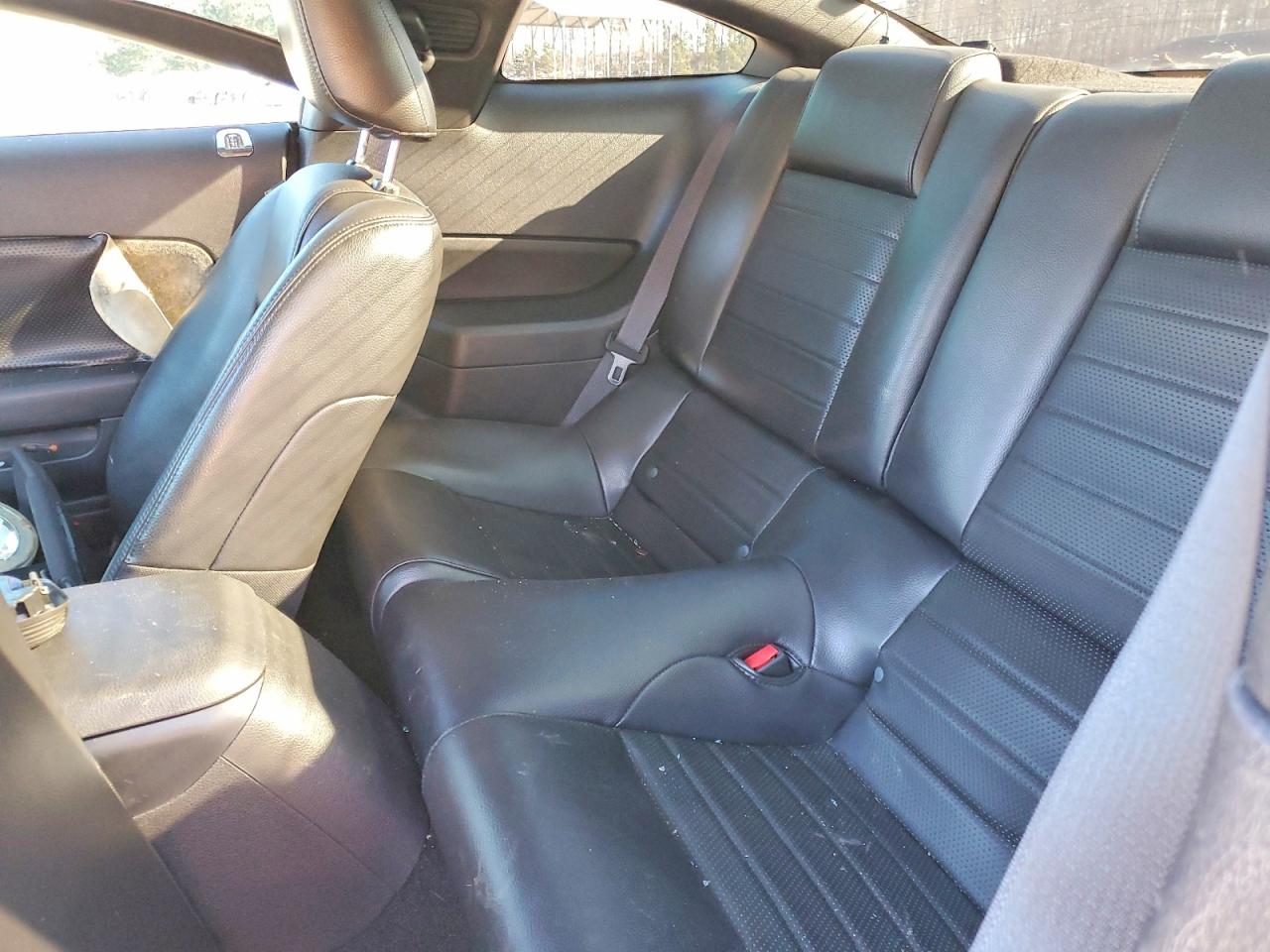 2005 FORD MUSTANG GT photo 10