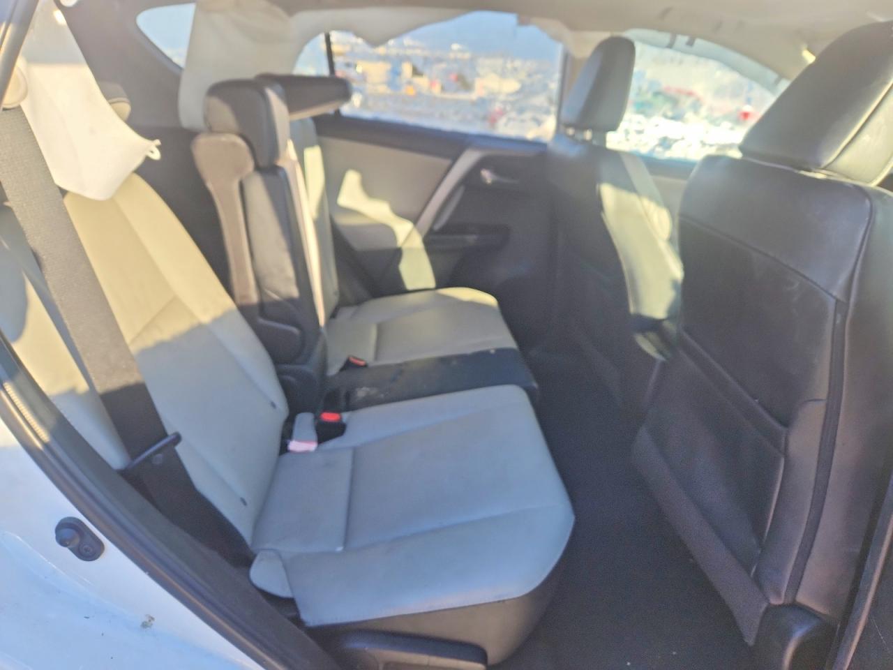 2018 TOYOTA RAV4 LIMITED photo 28