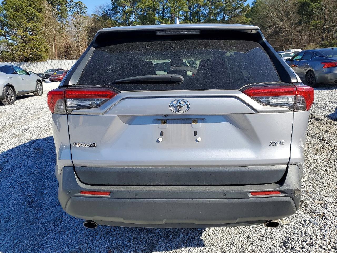 2019 TOYOTA RAV4 XLE PREMIUM photo 6