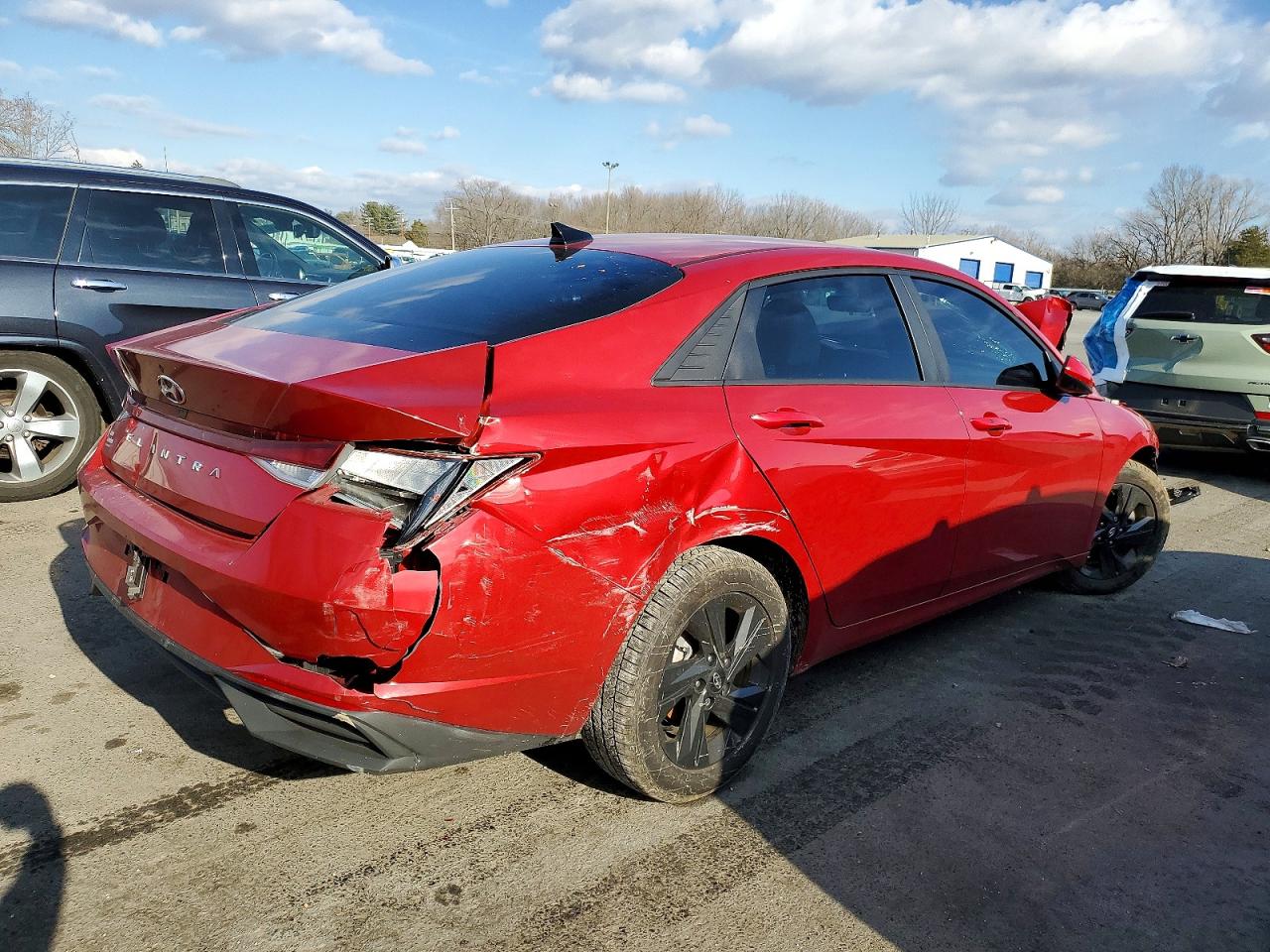 2023 HYUNDAI ELANTRA SEL photo 3
