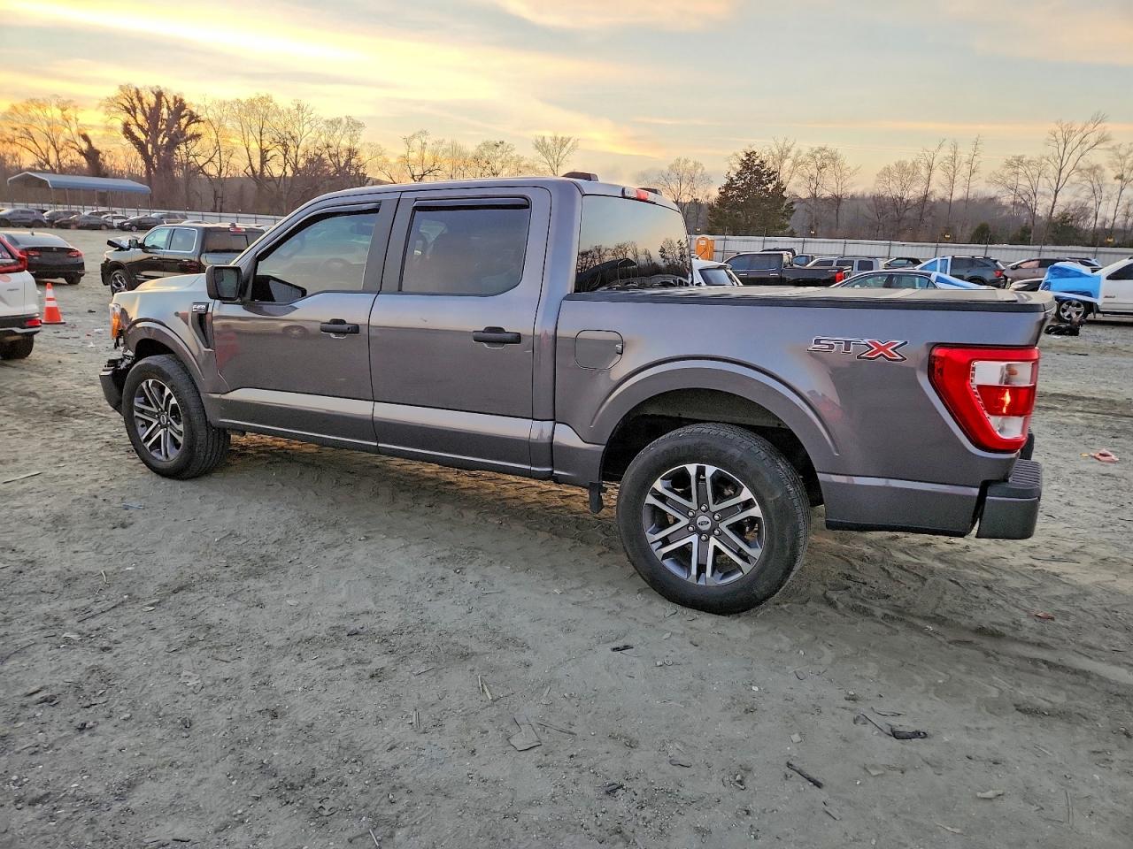 2021 FORD F150 SUPERCREW photo 2