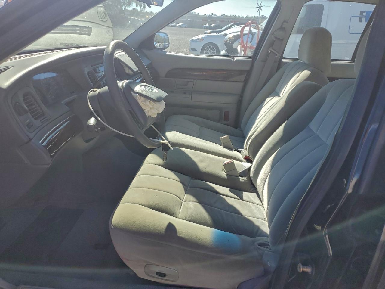 2004 MERCURY GRAND MARQUIS GS photo 7
