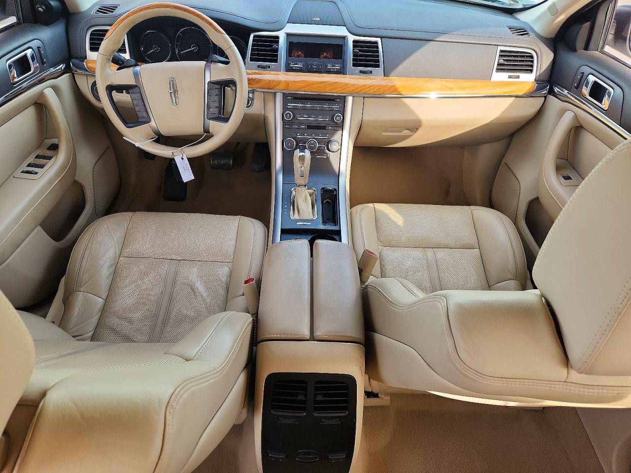 2011 LINCOLN MKS photo 8
