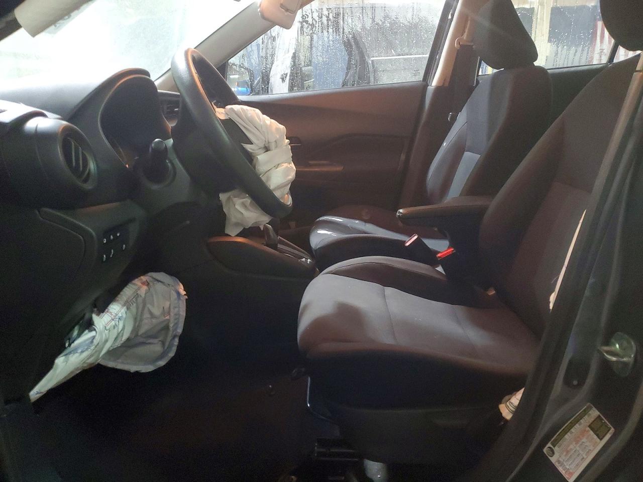 2023 NISSAN KICKS S photo 7