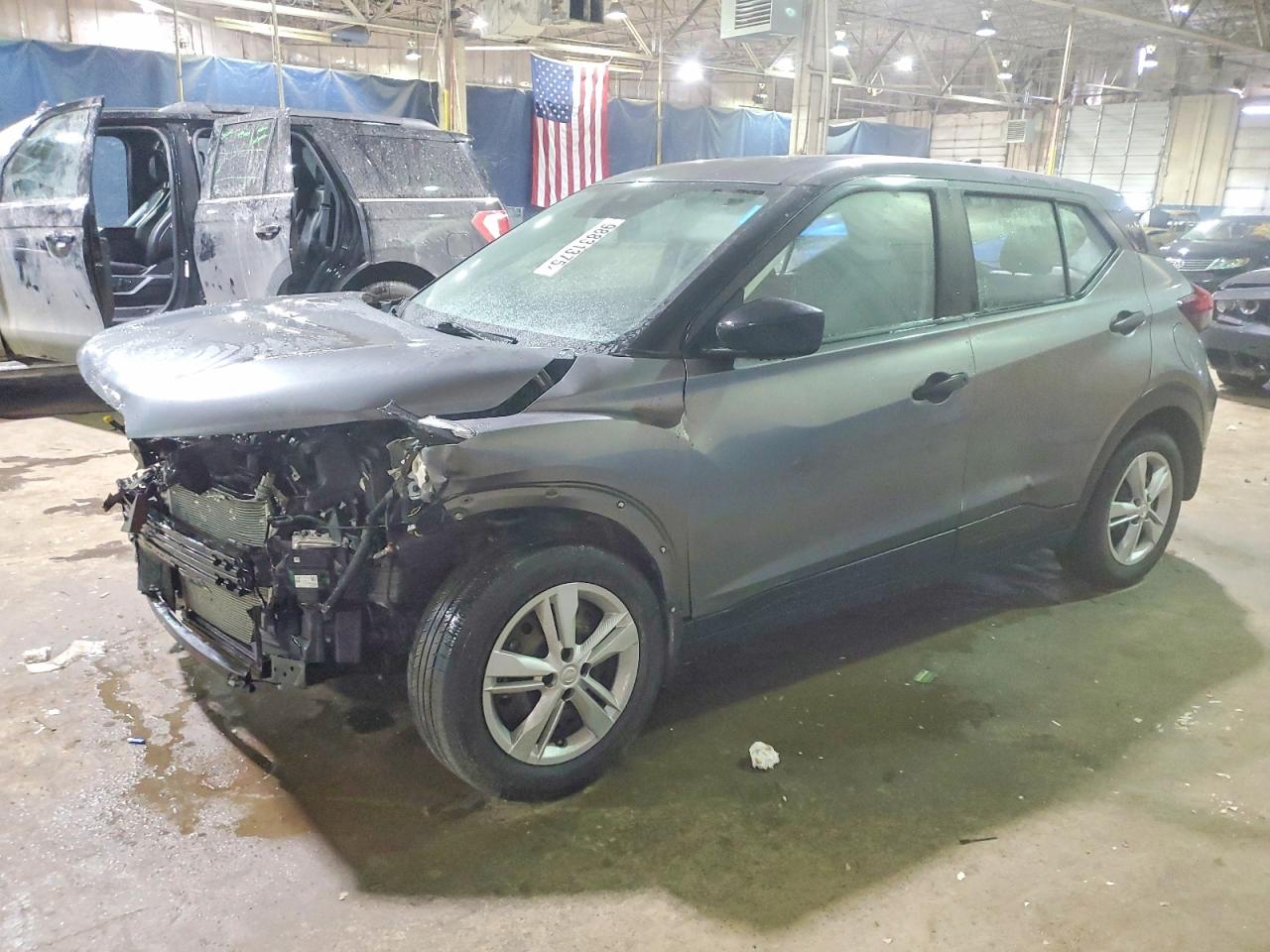 2023 NISSAN KICKS