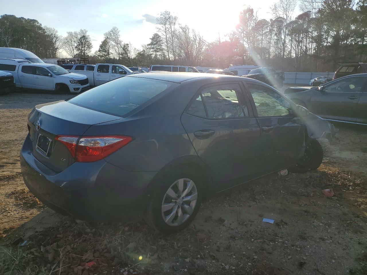 2016 TOYOTA COROLLA L photo 3