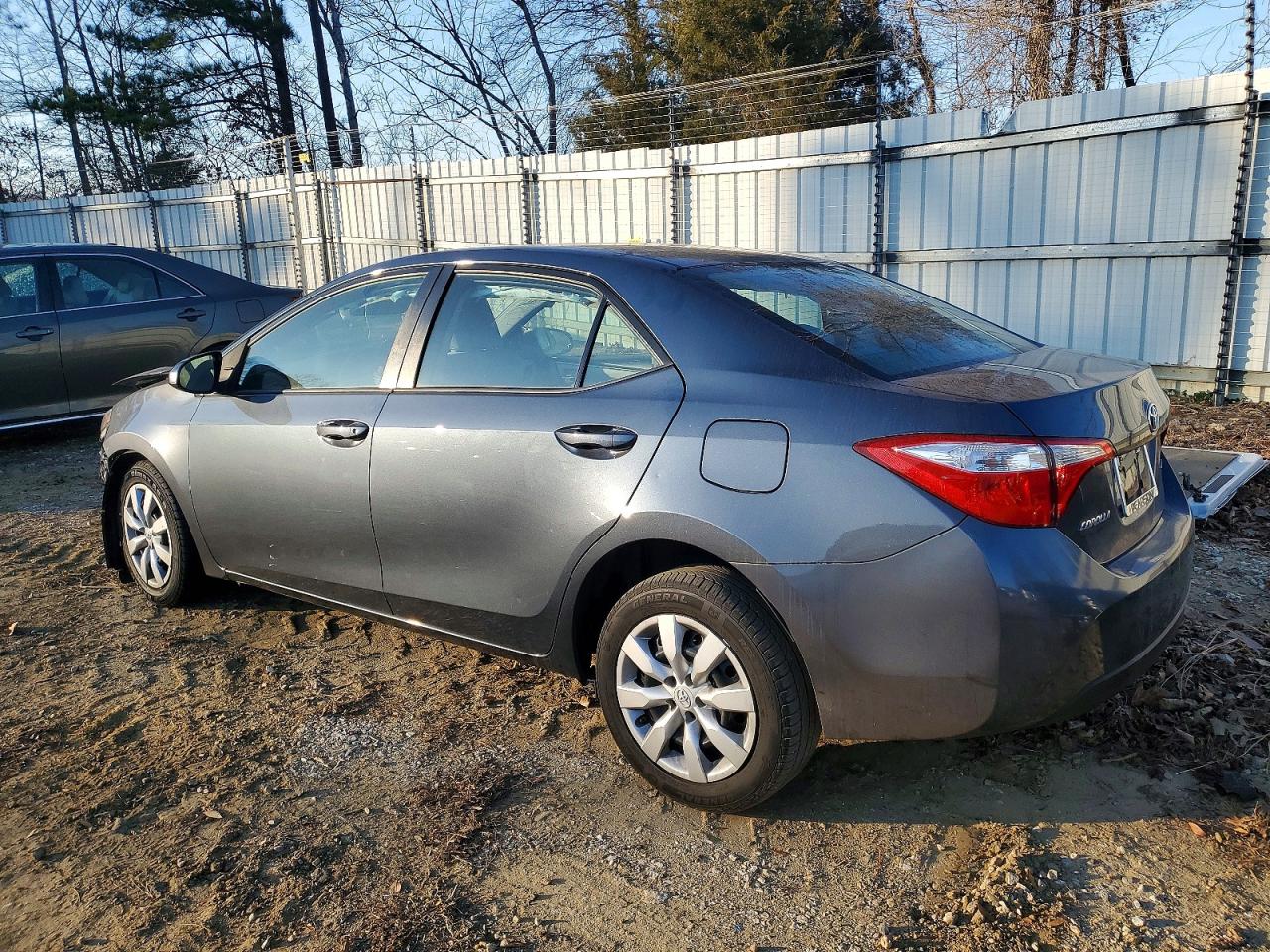 2016 TOYOTA COROLLA L photo 2