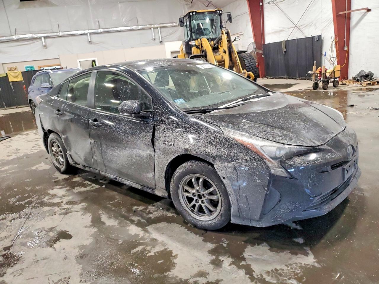 2017 TOYOTA PRIUS photo 4