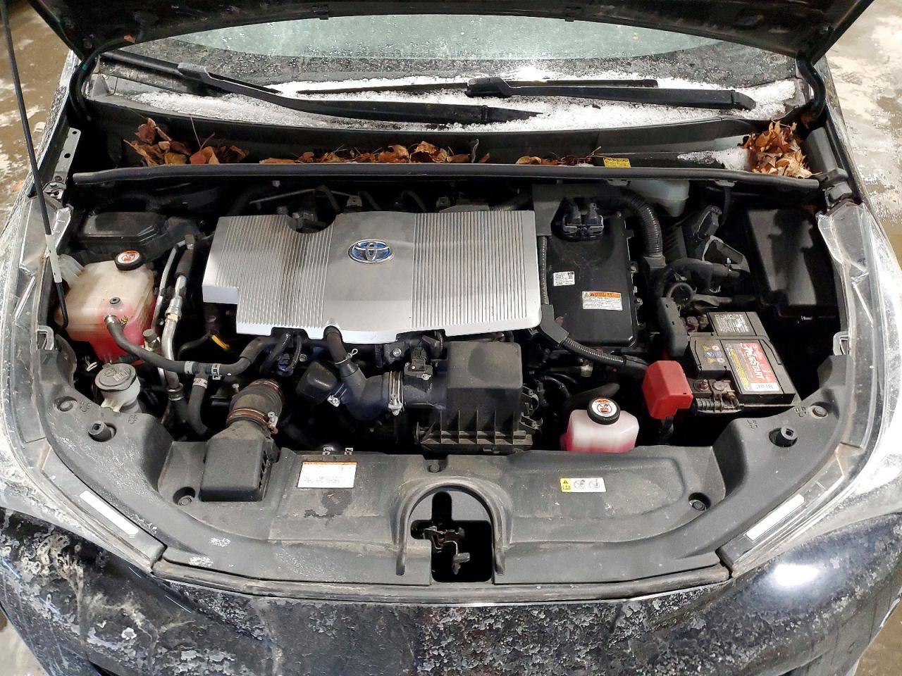 2017 TOYOTA PRIUS photo 11