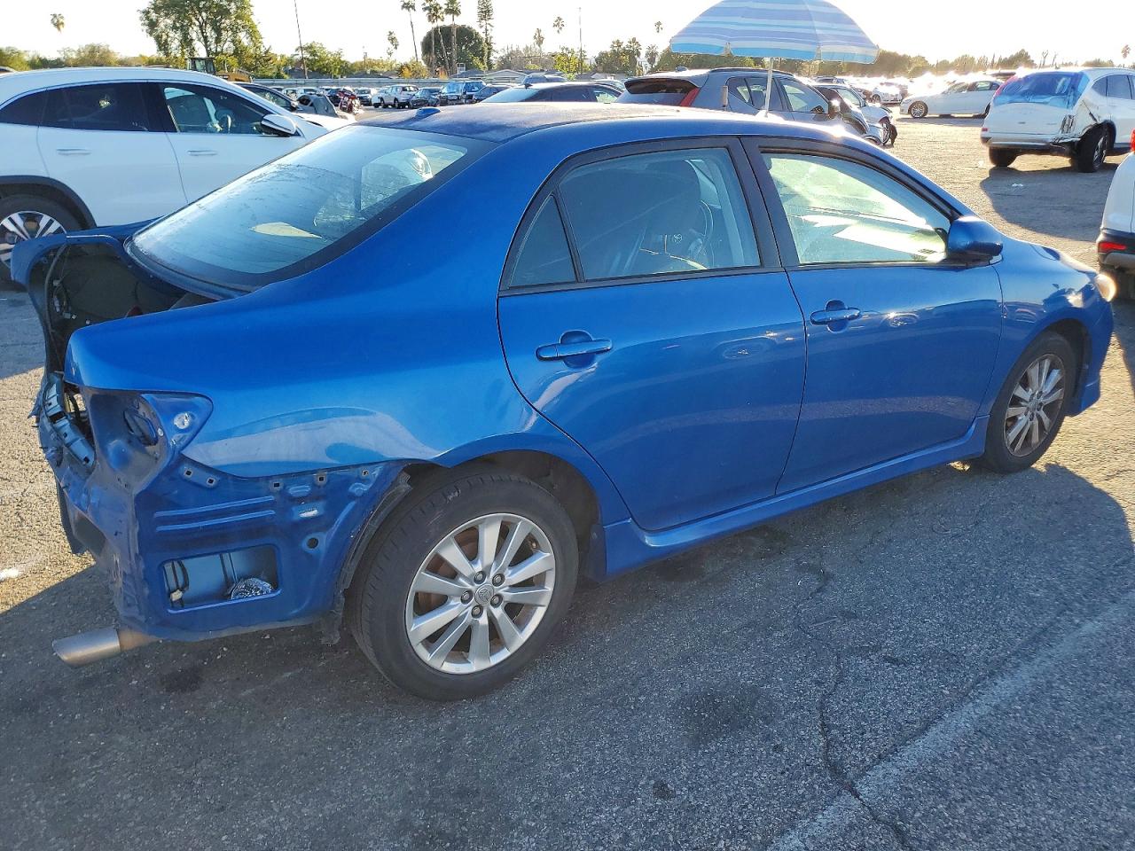 2010 TOYOTA COROLLA BASE photo 3
