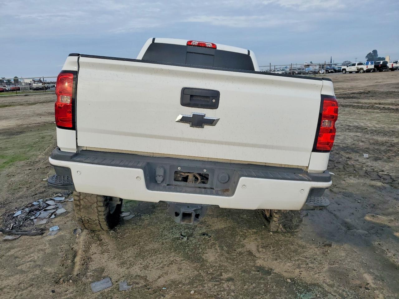 2016 CHEVROLET SILVERADO K2500 HEAVY DUTY LTZ photo 6