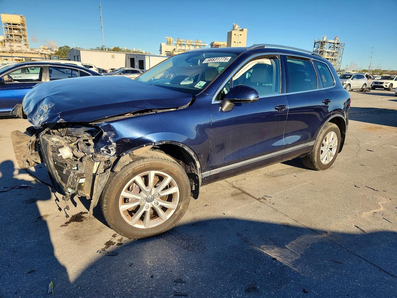 2014 VOLKSWAGEN TOUAREG