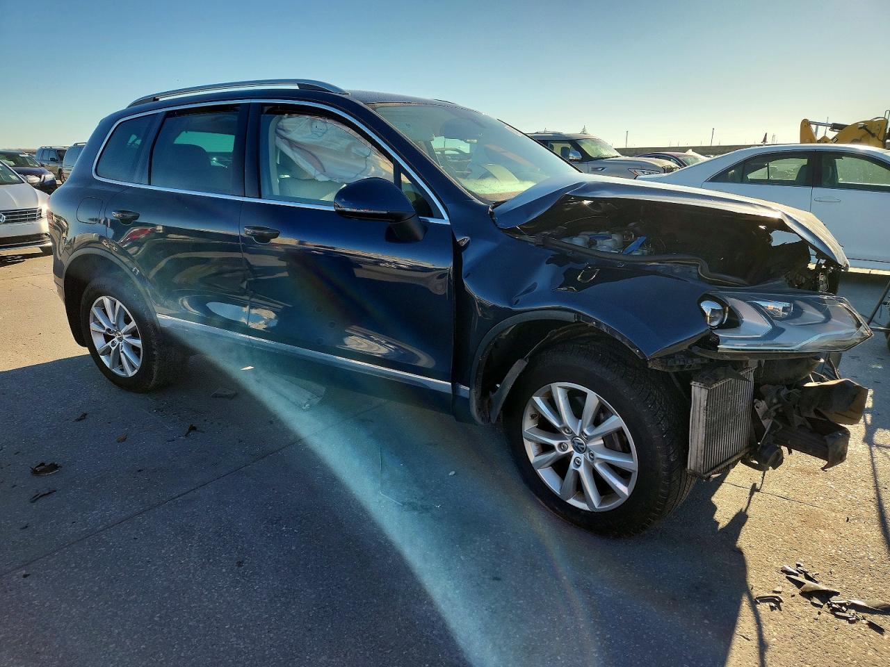 2014 VOLKSWAGEN TOUAREG V6 TDI photo 7