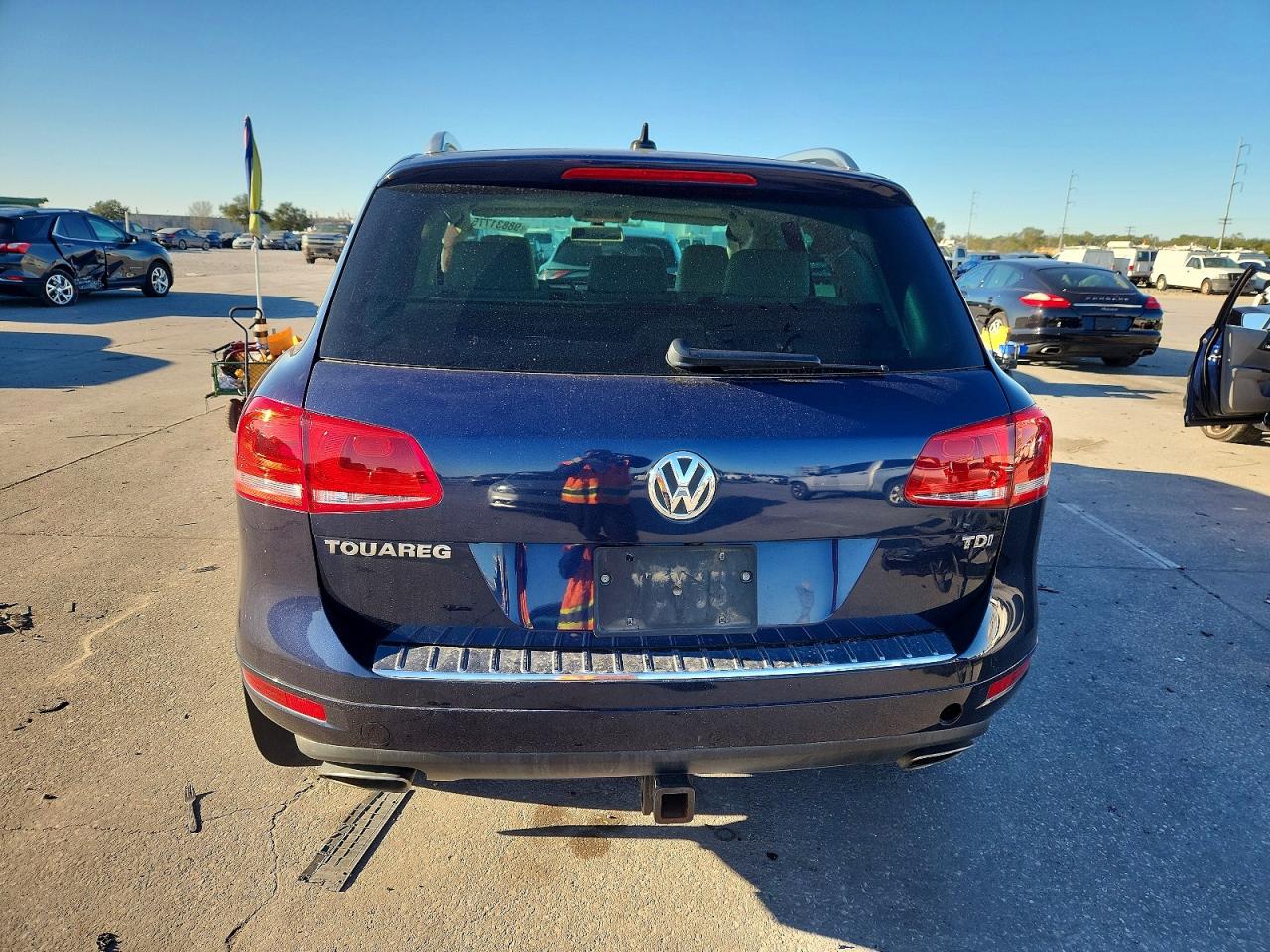 2014 VOLKSWAGEN TOUAREG V6 TDI photo 11