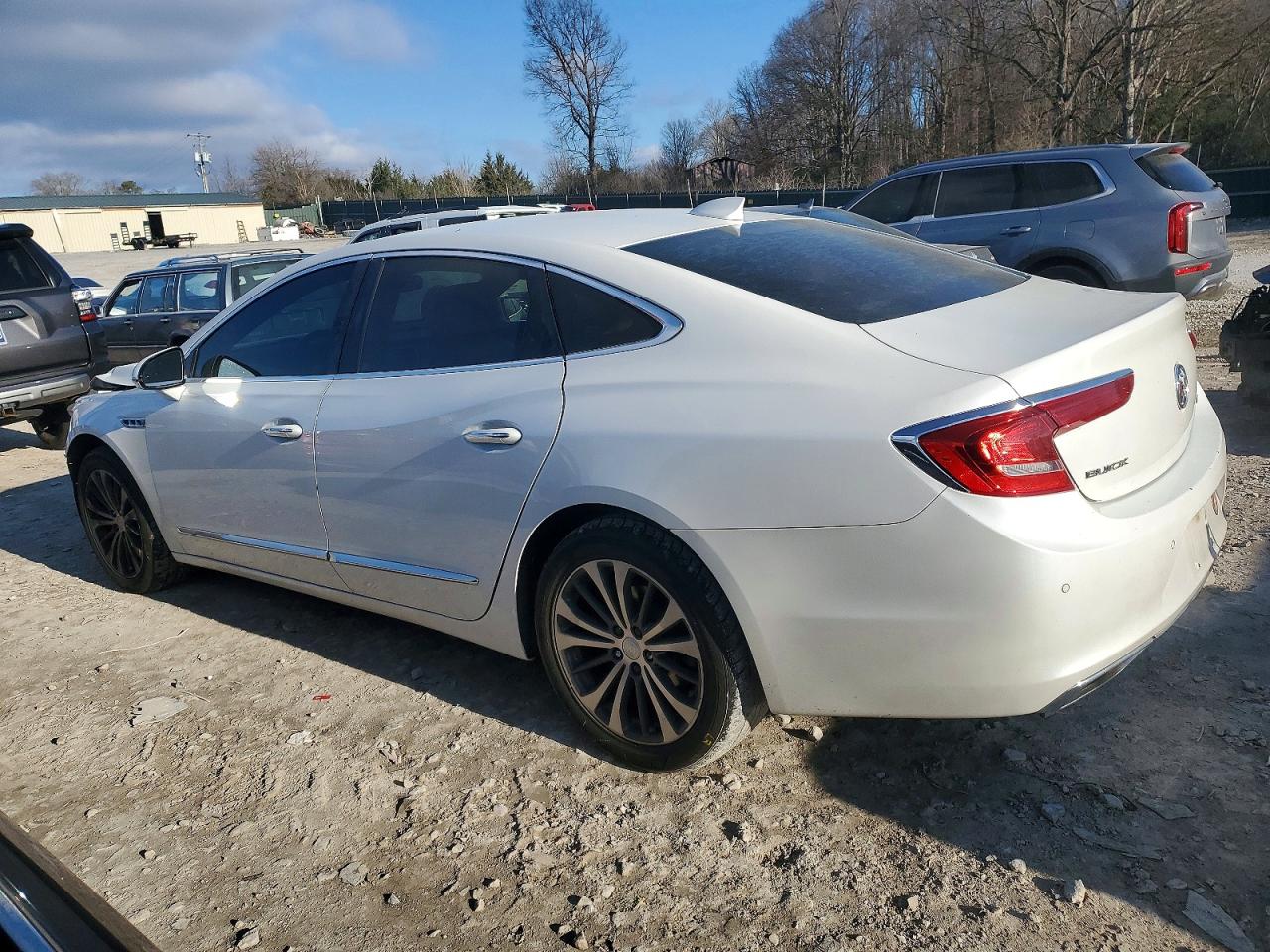 2017 BUICK LACROSSE ESSENCE photo 2