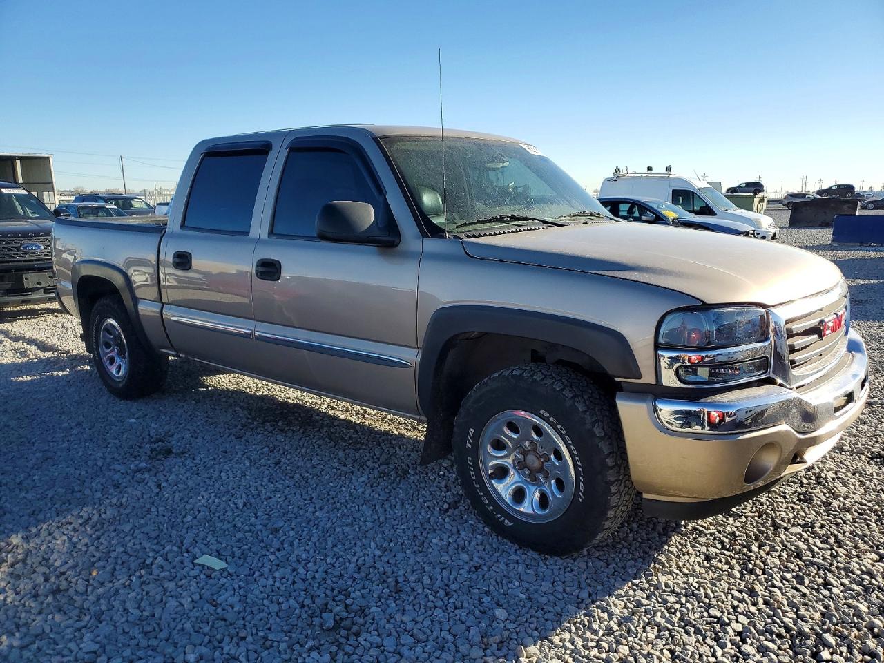 2006 GMC NEW SIERRA photo 7