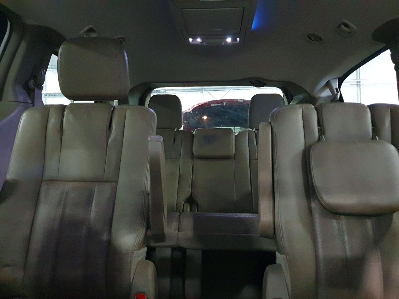 2012 CHRYSLER TOWN & COUNTRY TOURING photo 28