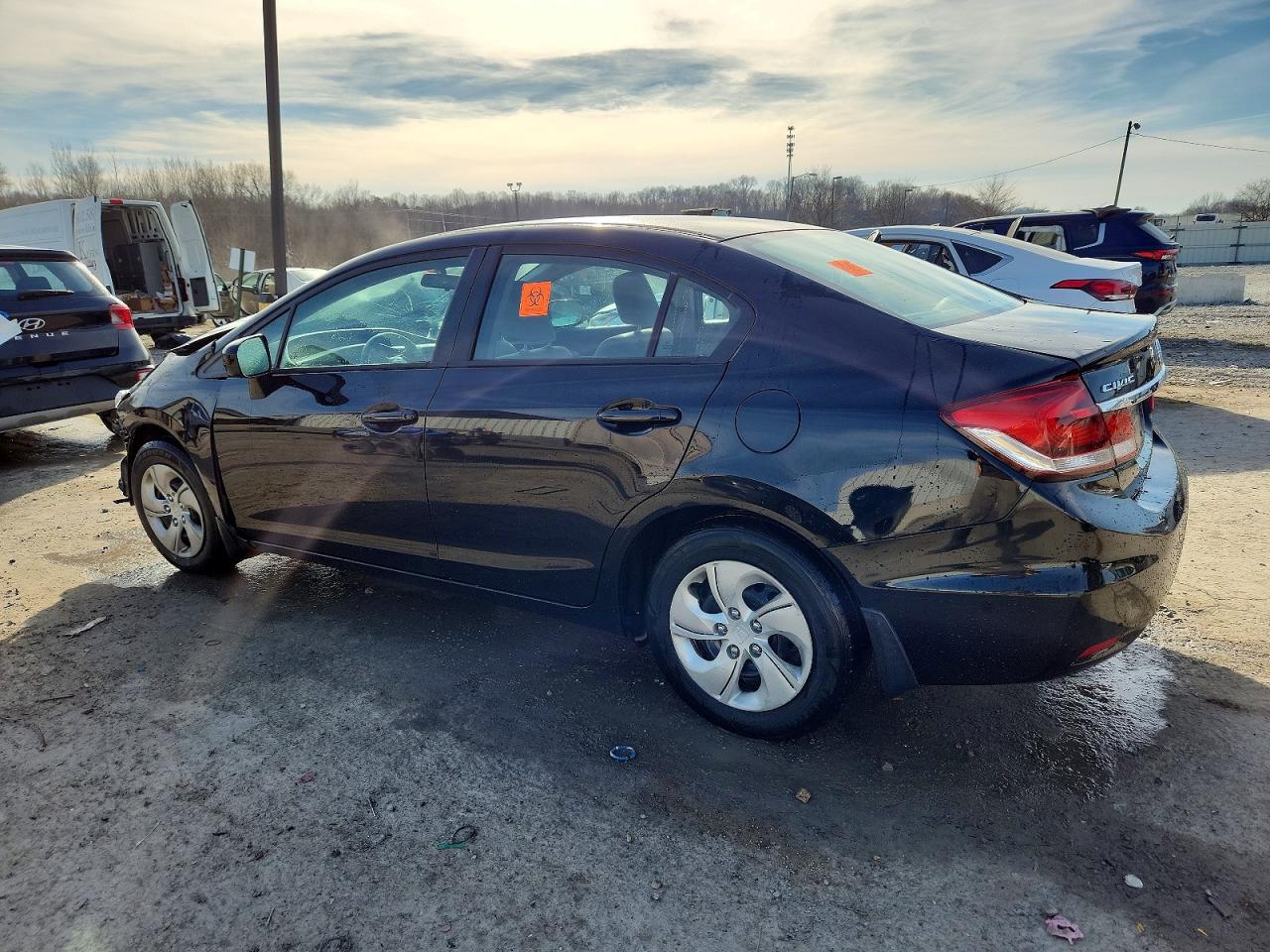2014 HONDA CIVIC LX photo 2