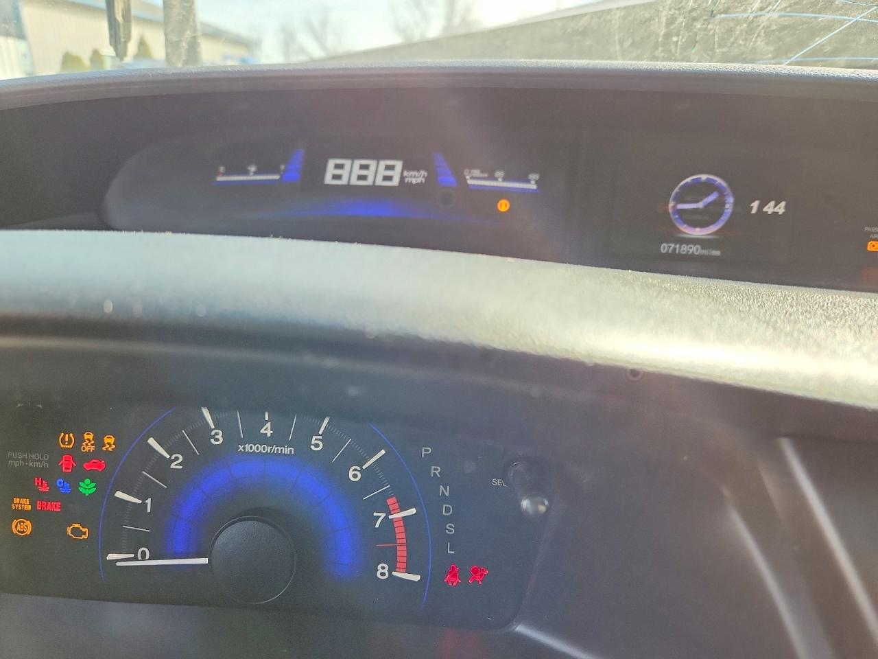 2014 HONDA CIVIC LX photo 9