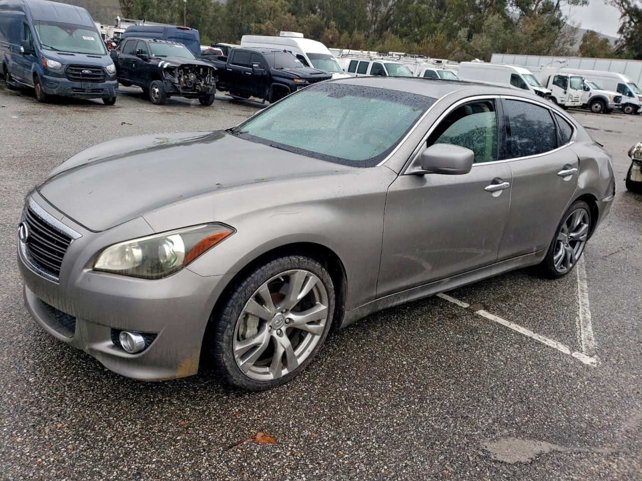 2012 INFINITI M37