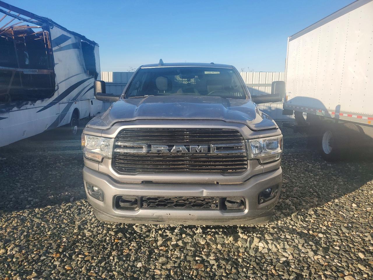 2019 RAM 3500 BIG HORN photo 5