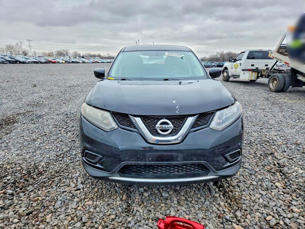2016 NISSAN ROGUE S photo 5