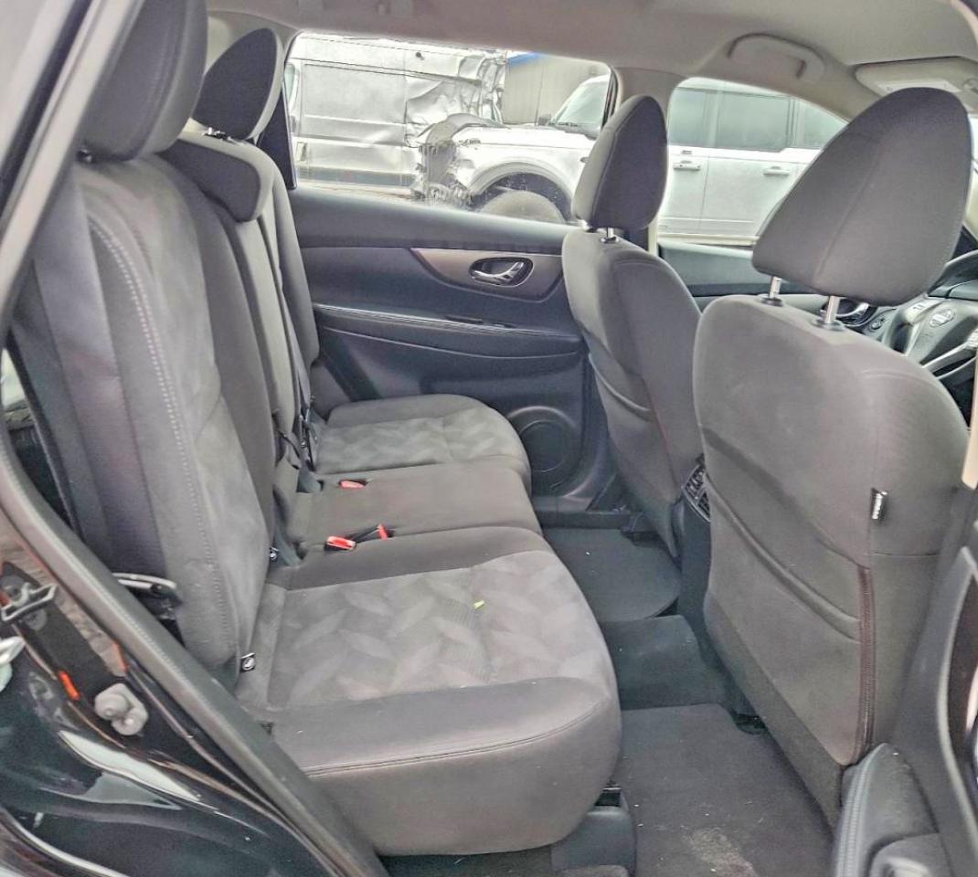 2016 NISSAN ROGUE S photo 10