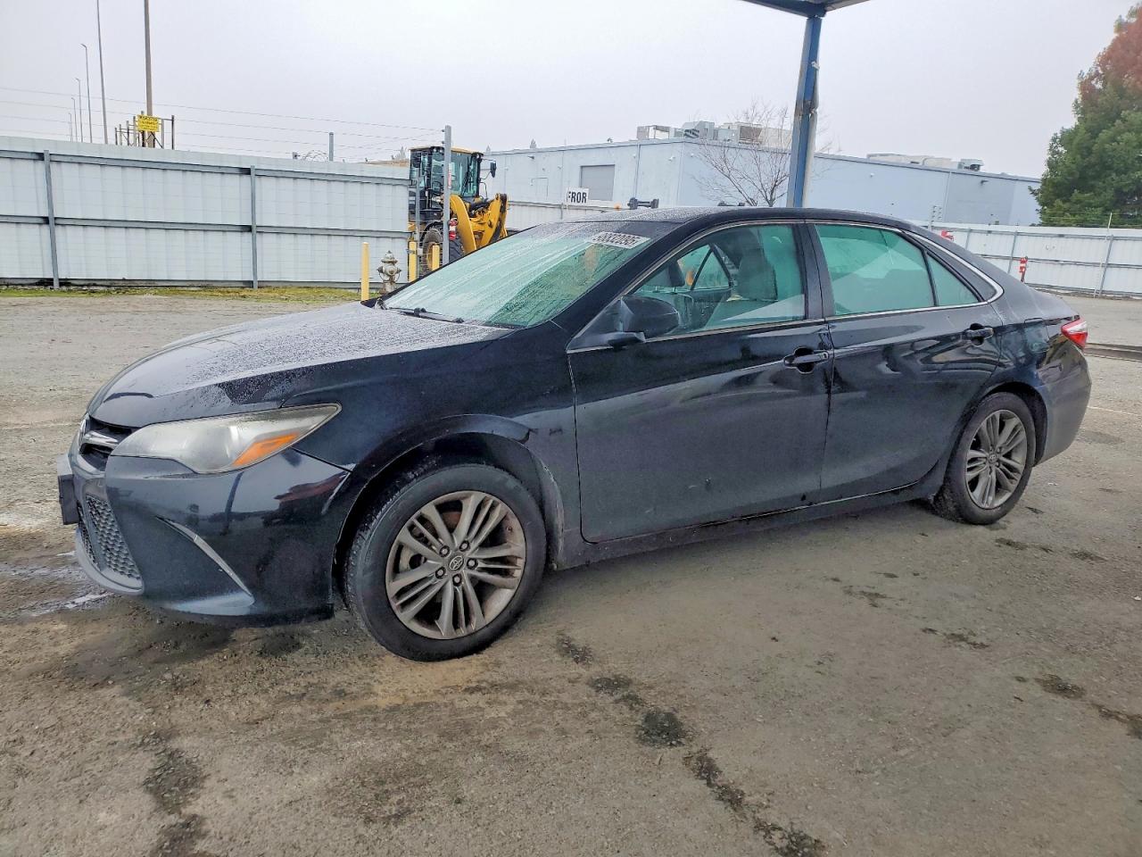 2017 TOYOTA CAMRY