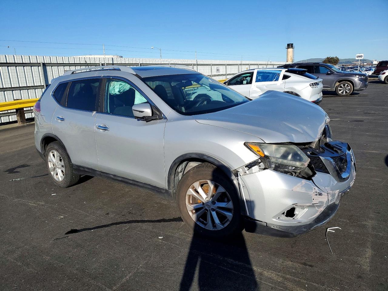 2016 NISSAN ROGUE S photo 4