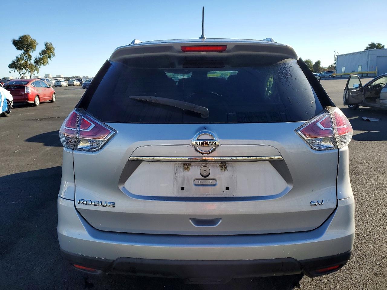 2016 NISSAN ROGUE S photo 6