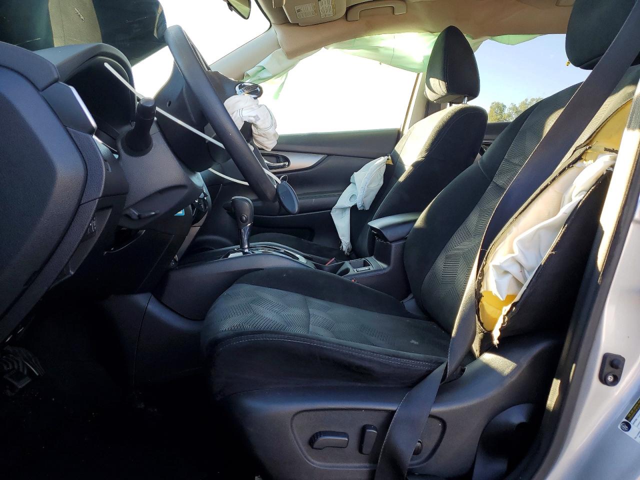 2016 NISSAN ROGUE S photo 7