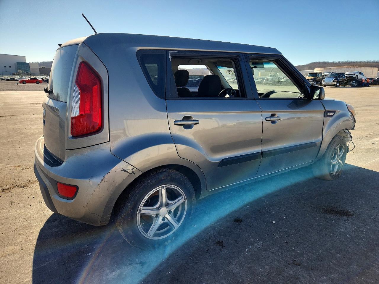 2013 KIA SOUL photo 3