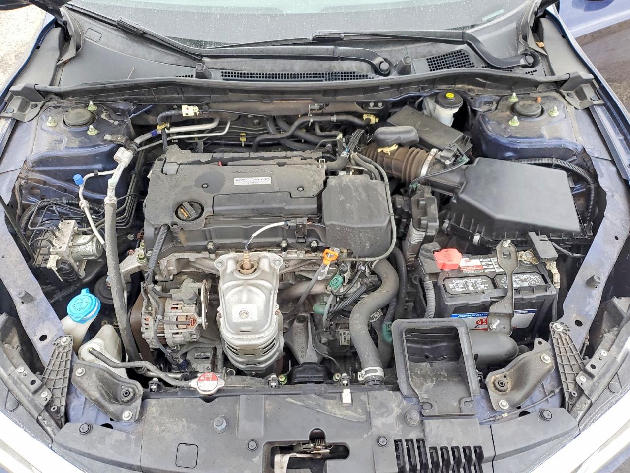 2016 HONDA ACCORD LX photo 11
