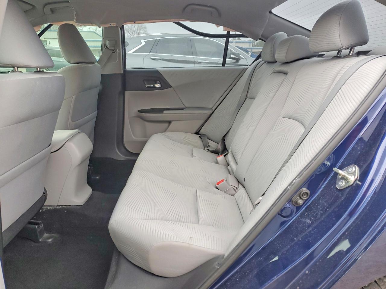 2016 HONDA ACCORD LX photo 10