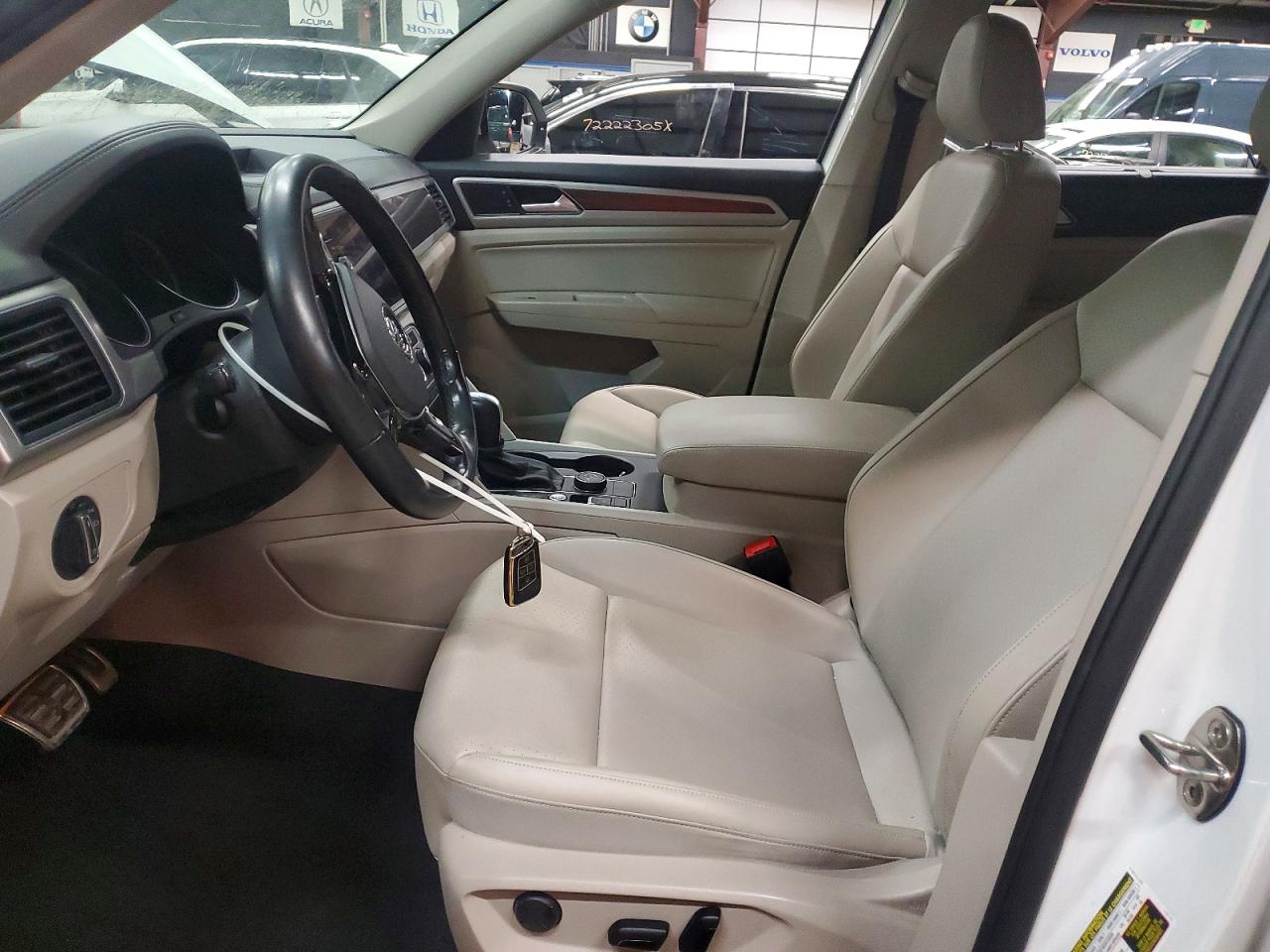 2018 VOLKSWAGEN ATLAS SE photo 7