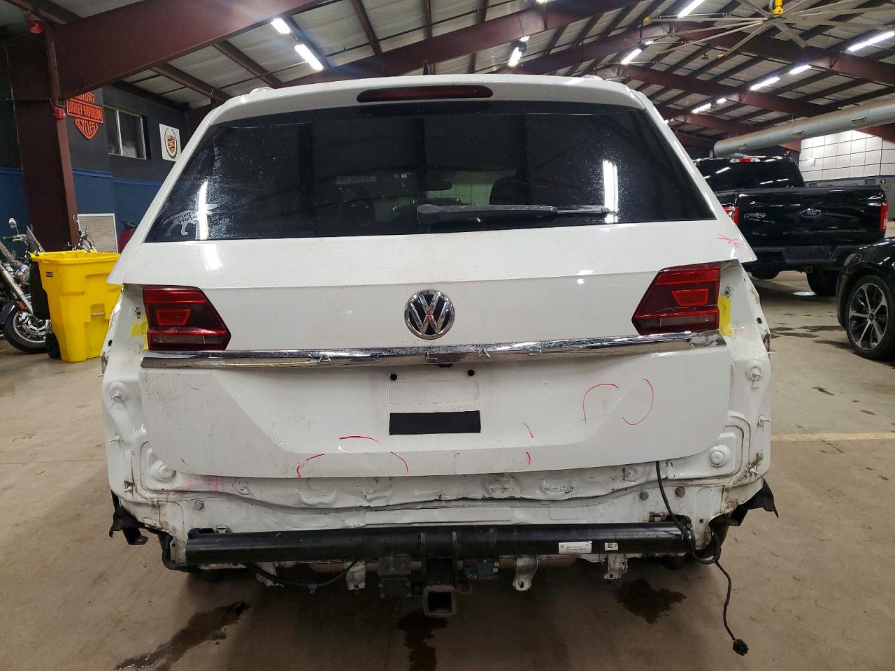 2018 VOLKSWAGEN ATLAS SE photo 6