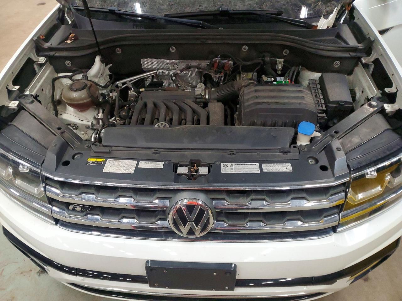 2018 VOLKSWAGEN ATLAS SE photo 12