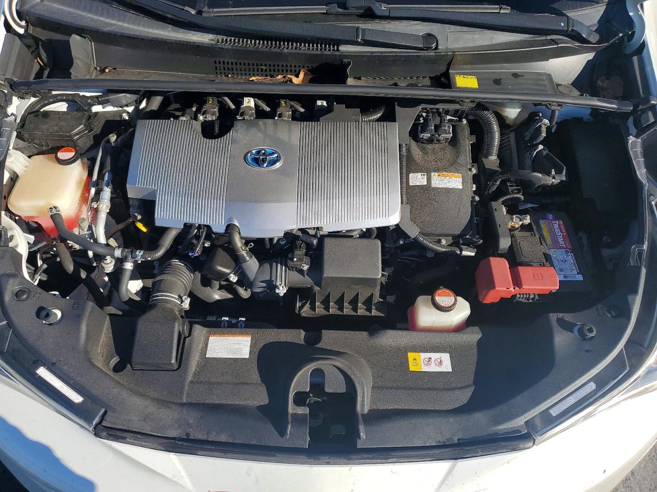 2016 TOYOTA PRIUS photo 11