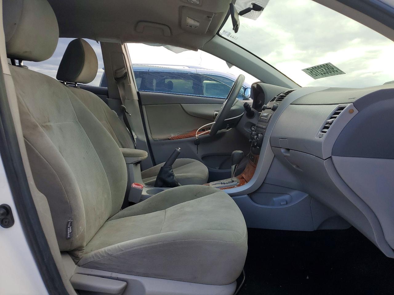 2009 TOYOTA COROLLA BASE photo 13